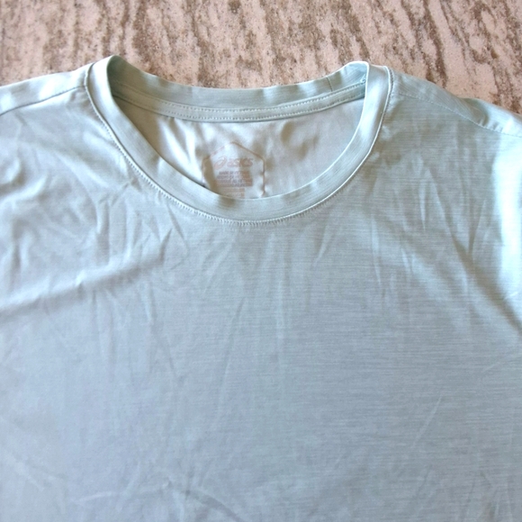 Asics Men's Performance Core T-Shirt Size Medium NEW - Picture 1 of 2